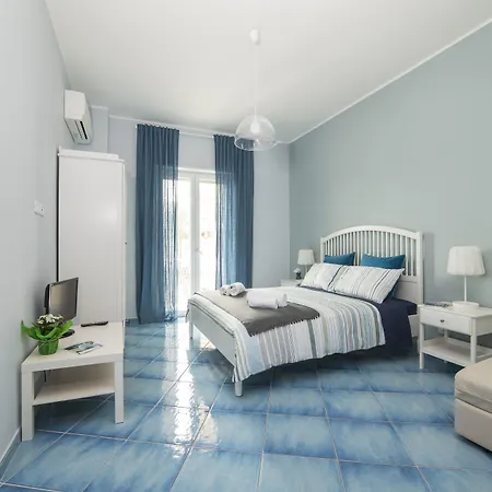 Bed and Breakfast Capri 3*