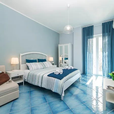 Capri 3*